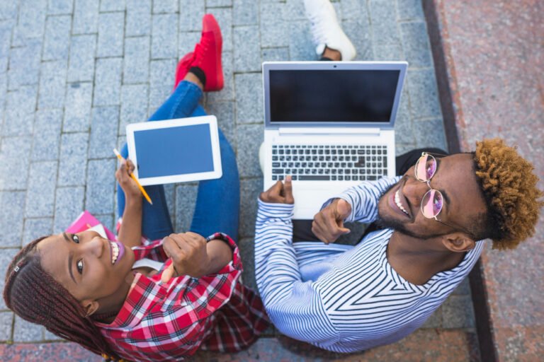 5 Digital Skills You Can Learn in 30 Days (Even Without a Laptop)