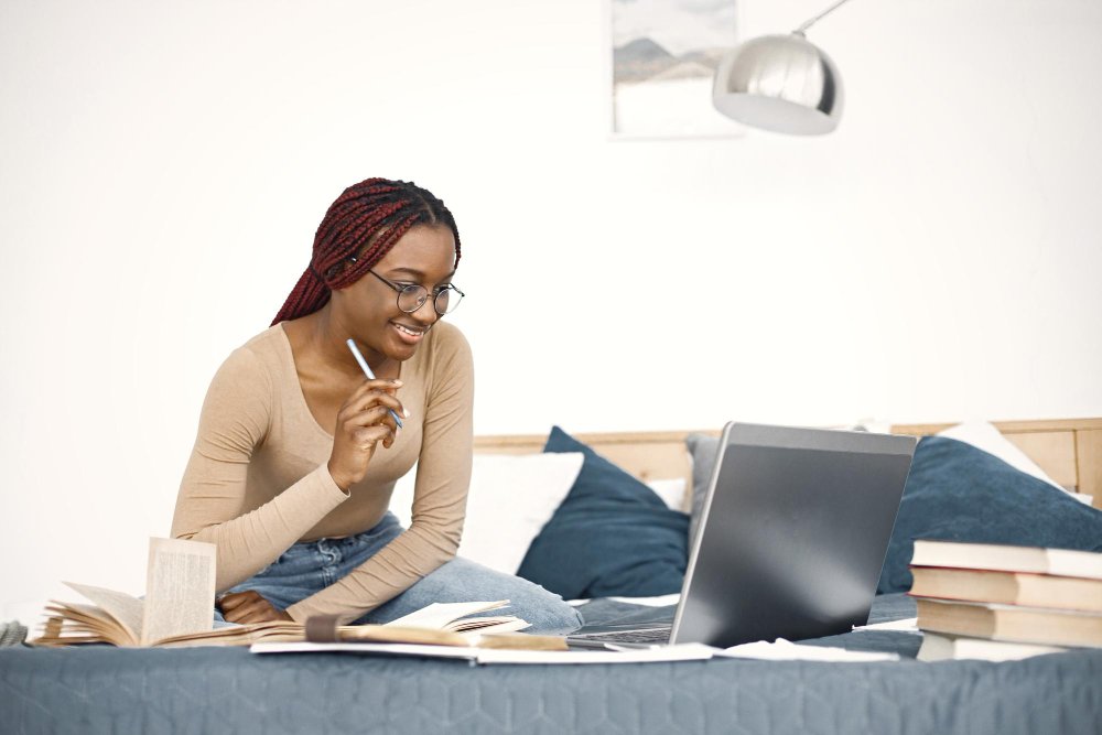 How to Budget When Your Income Is from Online Jobs