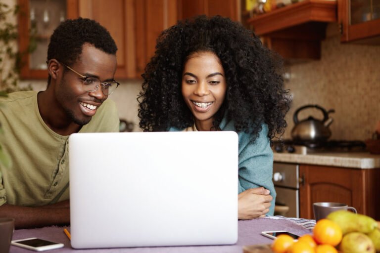 Best Apps for Kenyans Working Online in 2025