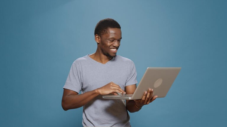 Digital Skills in the Workplace: What Employers Expect in 2025